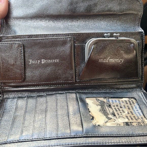 juicy couture grey leather locket heart wallet - Picture 4 of 7